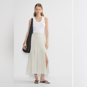 aritzia wilfred criteria skirt nwt size 2 Pleated Skirt